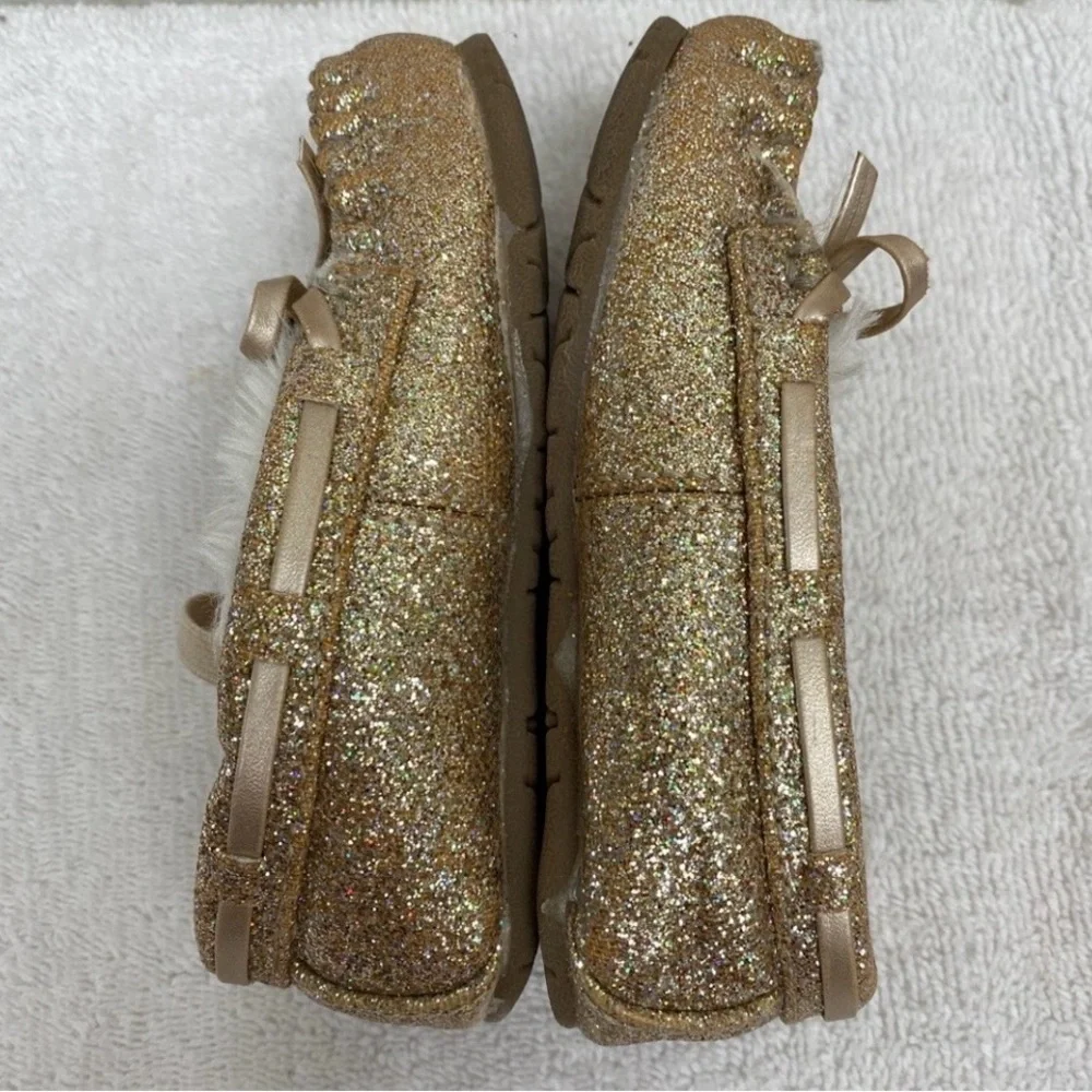 3/$25 Self Esteem Footwear Baby Girl Gold Glitter Faux Fur Moccasins Size 7 Cute